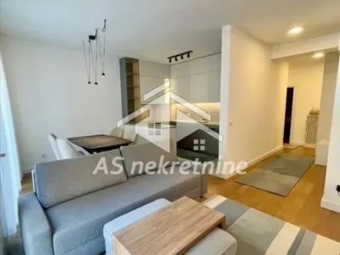 Rent, three bedroom apartment, 60m², Vračar Sve Podlokacije, Beograd - image 4
