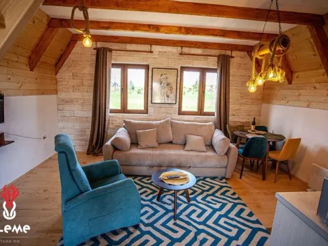 Prodaja, trosoban stan, 53m², Žabljak, Crna Gora - image 16