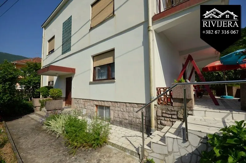 Prodaja, kuća, 300m², Zelenika, Herceg Novi
