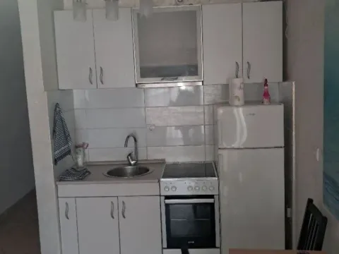 Izdavanje, jednosoban stan, 45m², Budva, Crna Gora - image 5