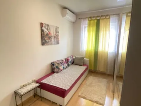 Izdavanje, dvosoban stan, 71m², City Kvart, Podgorica - image 4