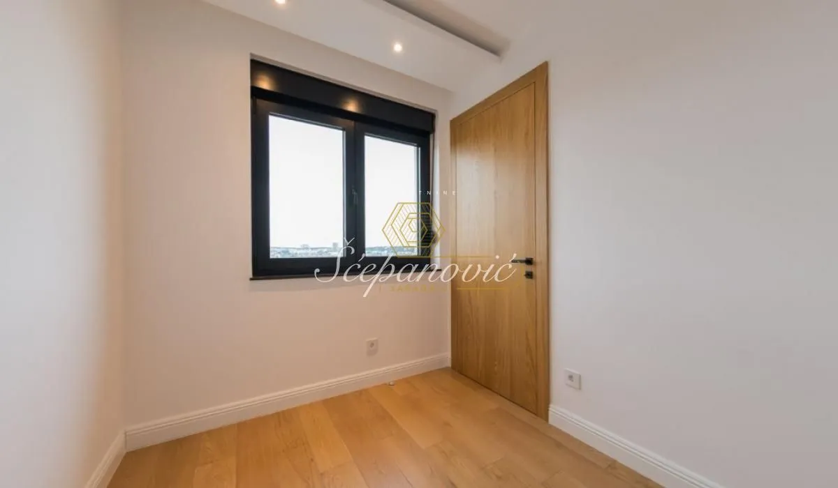 Sale, apartment, 159m², Crveni Krst, Beograd