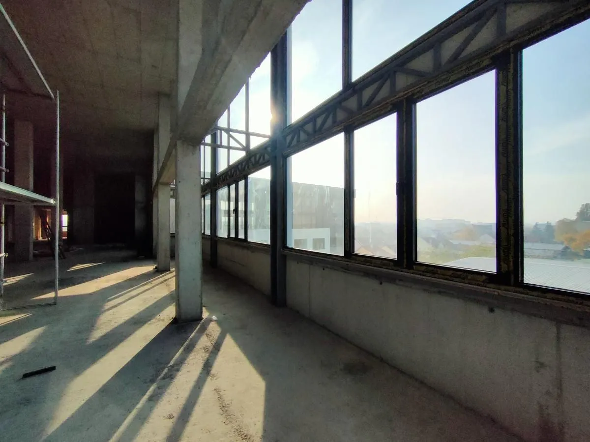 Sale, office space, 434m², Salajka, Novi Sad Sve Podlokacije