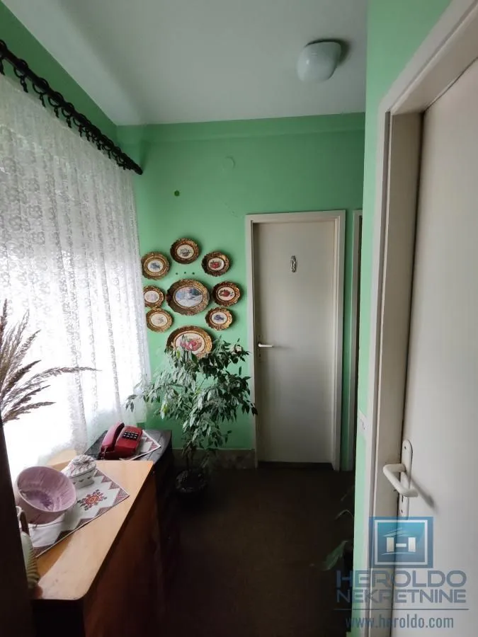 Prodaja, trosoban stan, 119m², Strelište, Jagodina