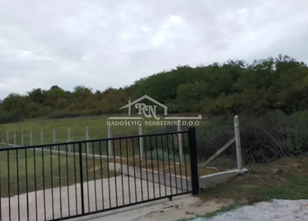 Prodaja, plac, Obrenovac, Beograd