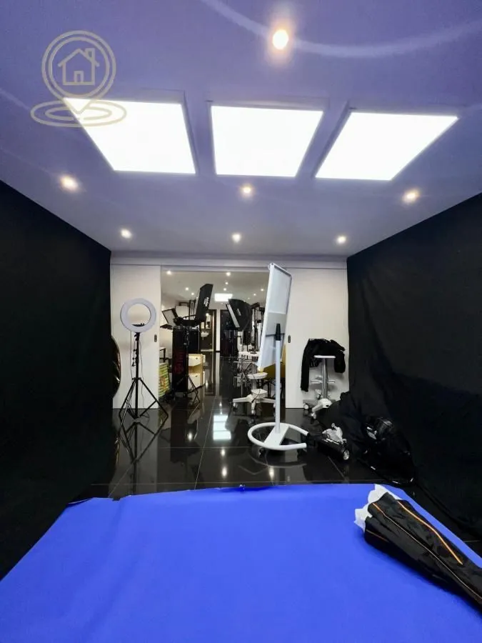 Sale, office space, 284m², Šumice, Beograd