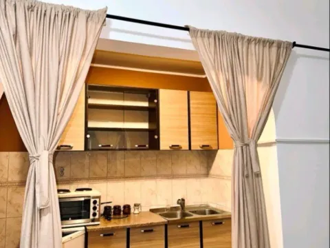 Izdavanje, jednosoban stan, 45m², Dalmatinska ulica, Podgorica - image 4