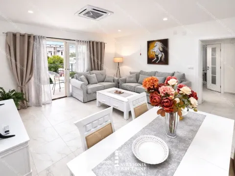 Prodaja, dvosoban stan, 98m², Igalo, Herceg Novi - image 1