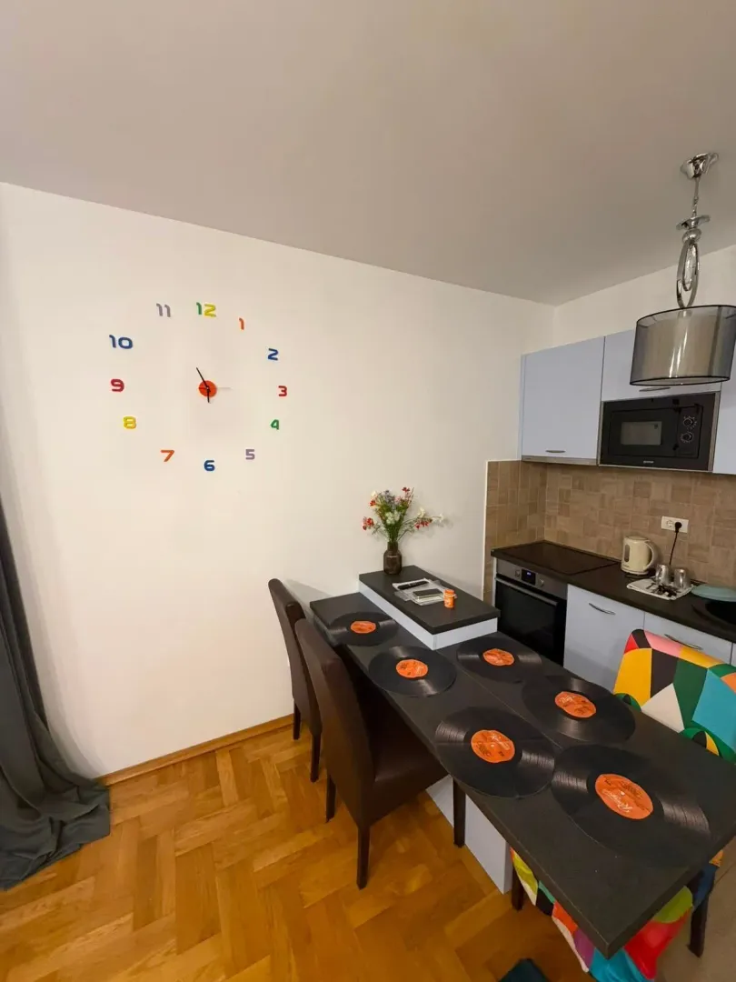 Rent, studio apartment, 42m², Bečići, Budva