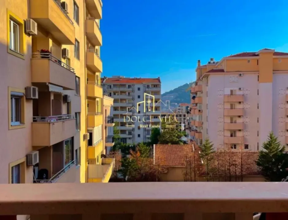 Rent, one bedroom apartment, 63m², Rozino, Budva