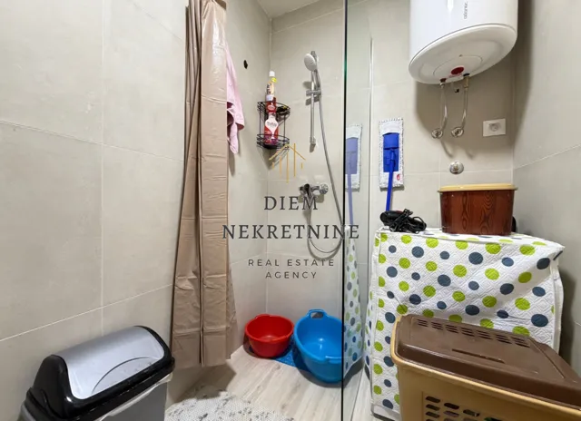 Prodaja, garsonjera, 35m², Zabjelo, Podgorica