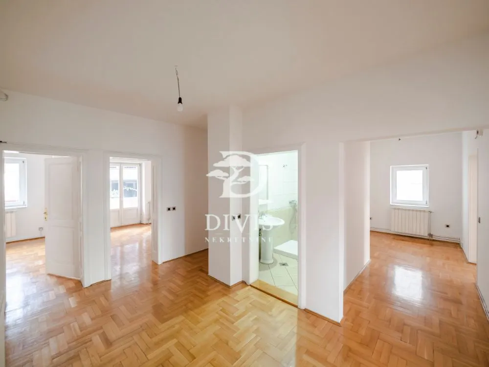 Izdavanje, kuća, 480m², Zvezdin Stadion, Beograd