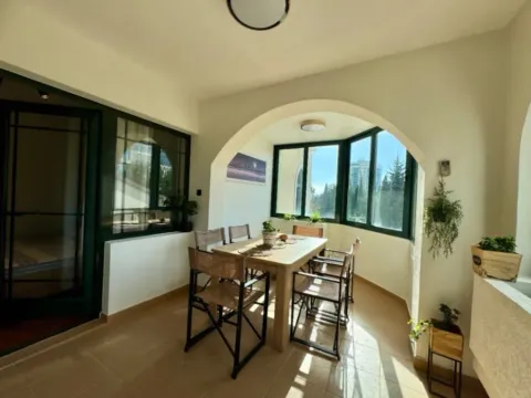 Stan na dan, dvosoban stan, 67m2, Centar, Budva