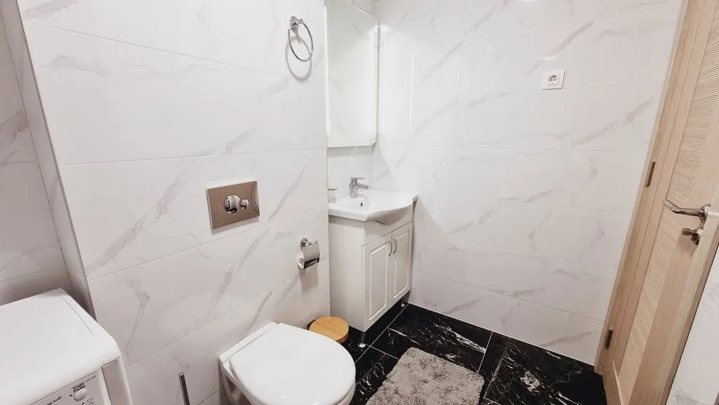 Sale, two bedroom apartment, 48m², Bečići, Budva