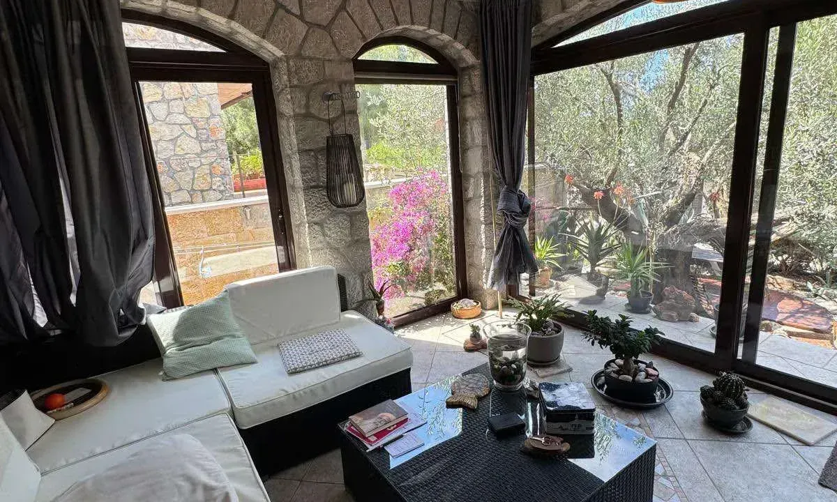 Prodaja, kuća, 297m², Herceg Novi, Crna Gora