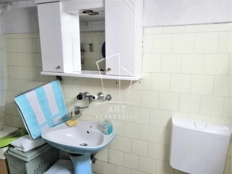 Sale, four bedroom apartment, 105m², Medaković Sve Podlokacije, Beograd