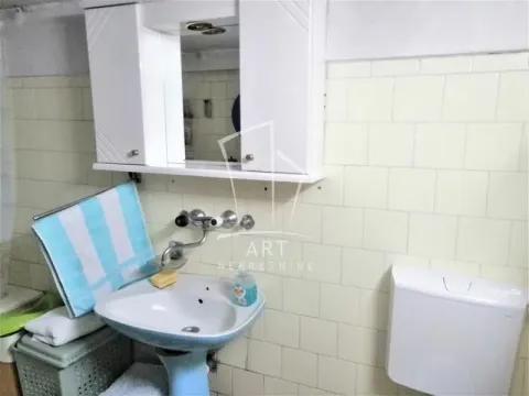 Sale, four bedroom apartment, 105m², Medaković Sve Podlokacije, Beograd - image 4