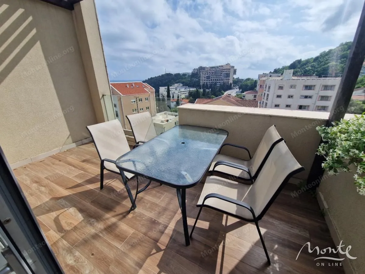 Sale, two bedroom apartment, 65m², Bečići, Budva