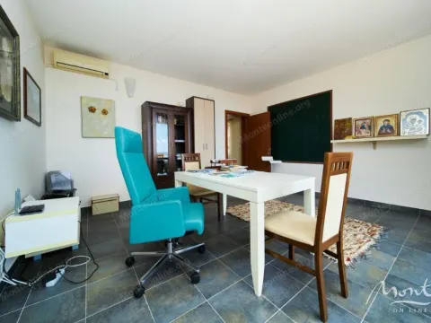 Sale, house, 495m², Bečići, Budva - image 10