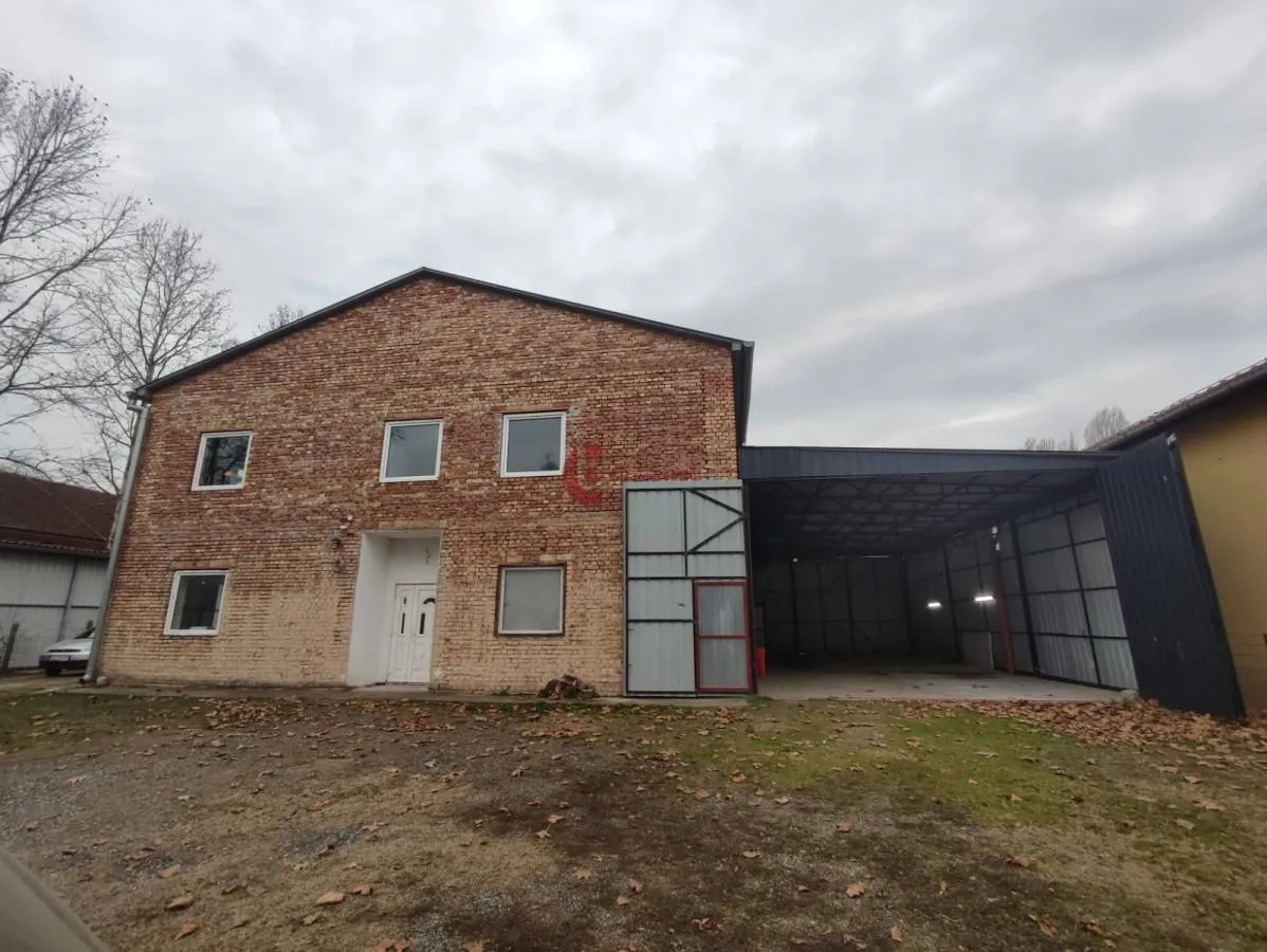 Prodaja, poslovni prostor, 345m², Ker, Subotica