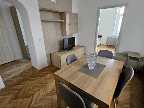 Rent, two bedroom apartment, 32m², Stari Grad, Beograd - image 9
