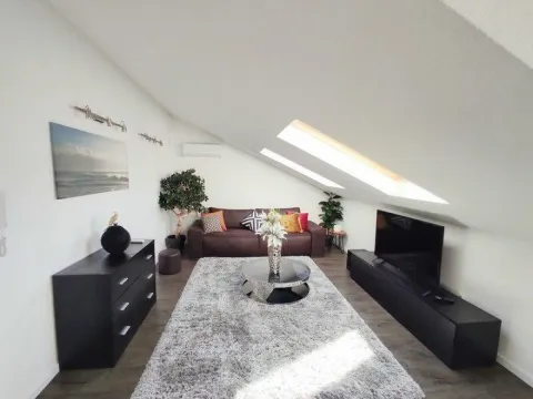 Prodaja, dvosoban stan, 82m², Dobrota, Kotor - image 4