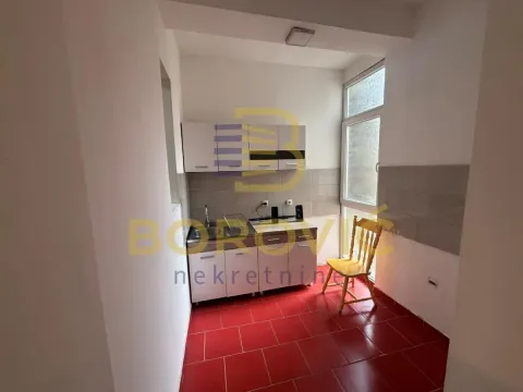 Rent, three bedroom apartment, 70m², Palilula Sve Podlokacije, Beograd - image 3