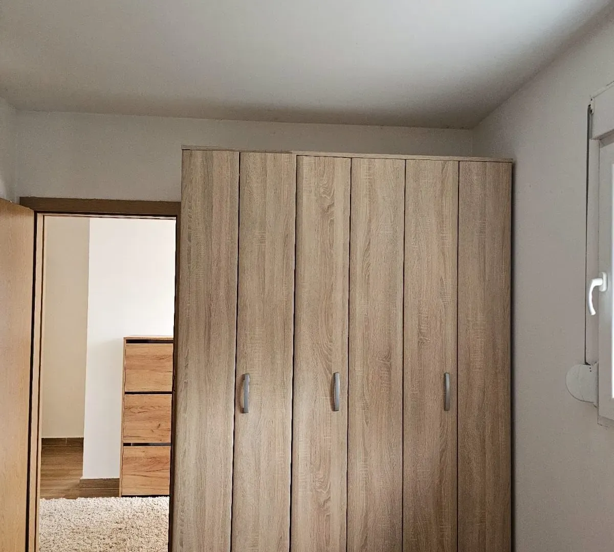 Izdavanje, dvosoban stan, 50m², Stari Aerodrom, Podgorica