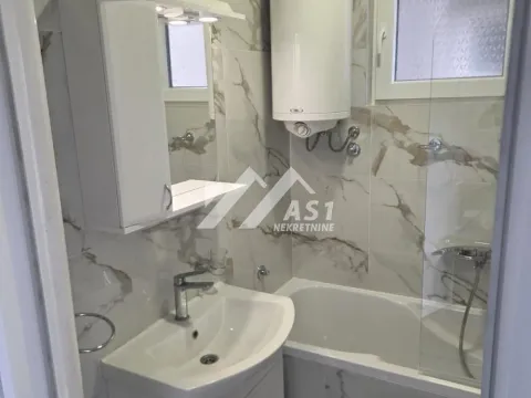 Izdavanje, trosoban stan, 68m², Kej, Novi Sad Sve Podlokacije - image 8
