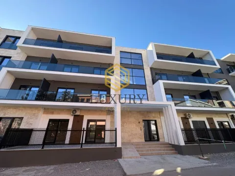 Prodaja, garsonjera, 33m², Preko Morače, Podgorica - image 1