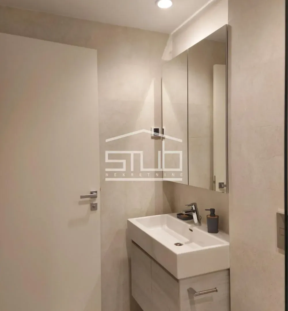 Rent, two bedroom apartment, 58m², Savski Venac, Beograd