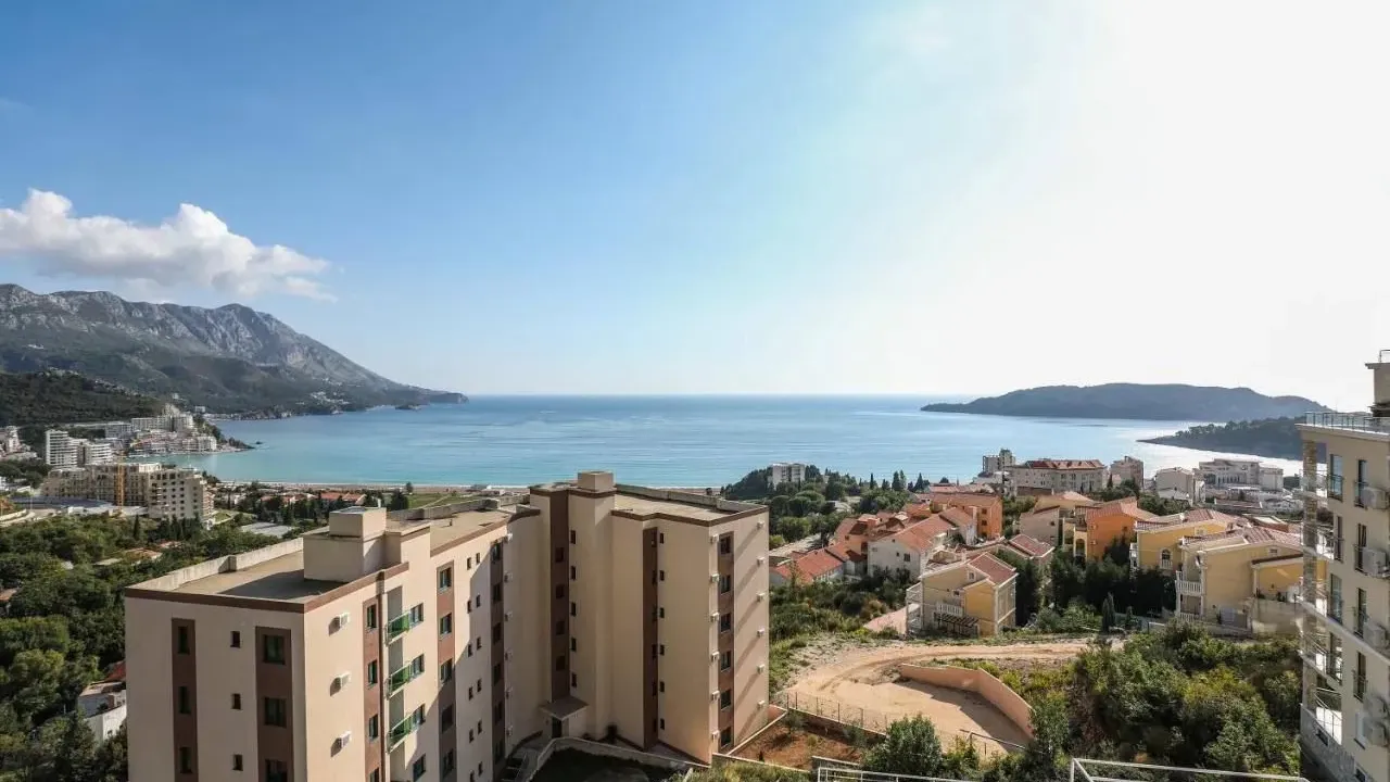 Sale, one bedroom apartment, 35m², Bečići, Budva