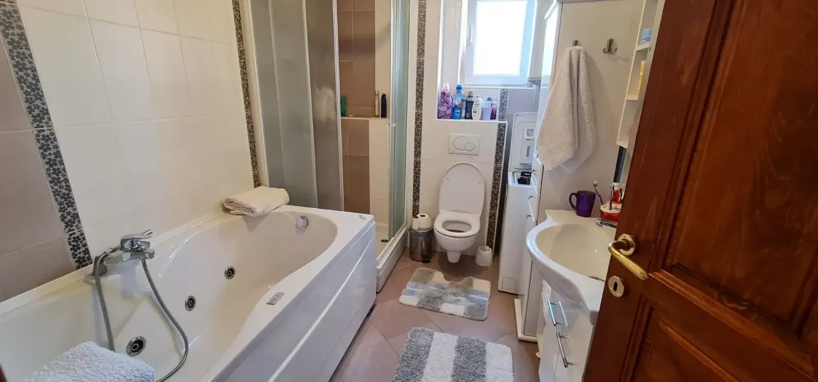 Rent, apartment, 140m², Tivat, Crna Gora