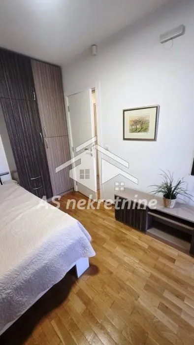 Rent, four bedroom apartment, 110m², Cerak, Beograd