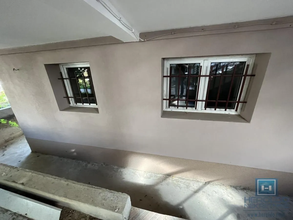 Prodaja, kuća, 400m², Centar, Jagodina