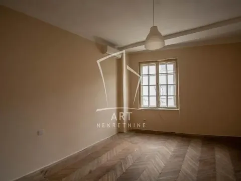 Prodaja, četvorosoban stan, 113m², Vračar Hram, Vračar Sve Podlokacije - image 12