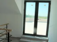 Izdavanje, poslovni prostor, 150m², Zemun Sve Podlokacije, Beograd - image 7