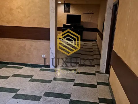 Rent, office space, 130m², Stari Aerodrom, Podgorica - image 9