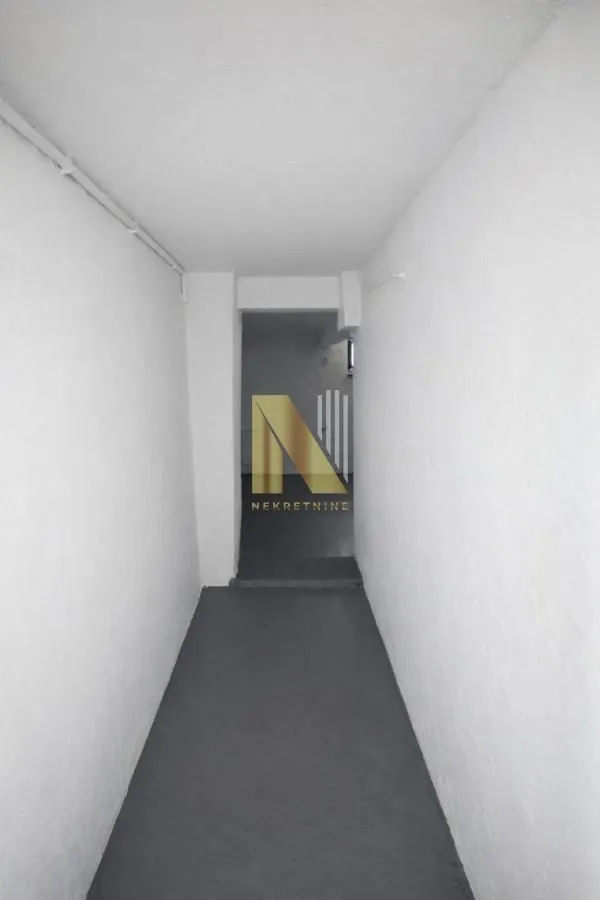 Rent, office space, 114m², Sajmište, Novi Sad