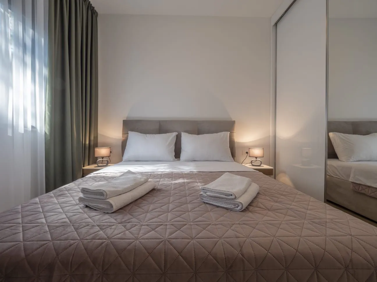 Rent, two bedroom apartment, 80m², Centar, Budva