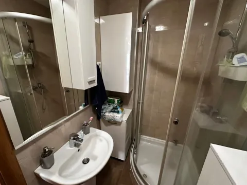 Rent, one bedroom apartment, 50m², Nova Dalmatinska, Podgorica - image 8