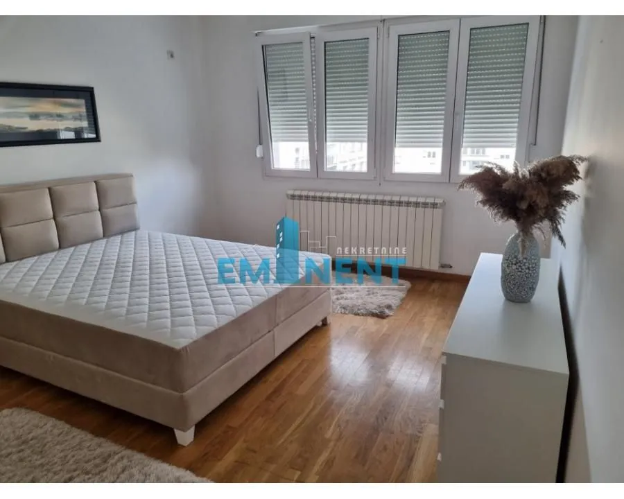 Izdavanje, dvosoban stan, 54m², Tašmajdan, Palilula Sve Podlokacije