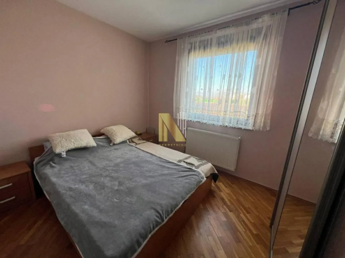 Prodaja, trosoban stan, 71m², Salajka, Novi Sad Sve Podlokacije