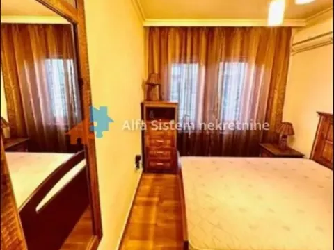 Izdavanje, trosoban stan, 80m², Stari Grad, Beograd - image 12