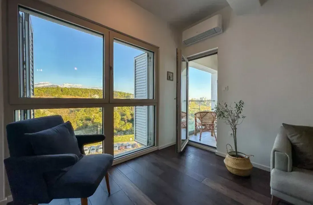 Izdavanje, jednosoban stan, 48m², Vezirov Most, Podgorica
