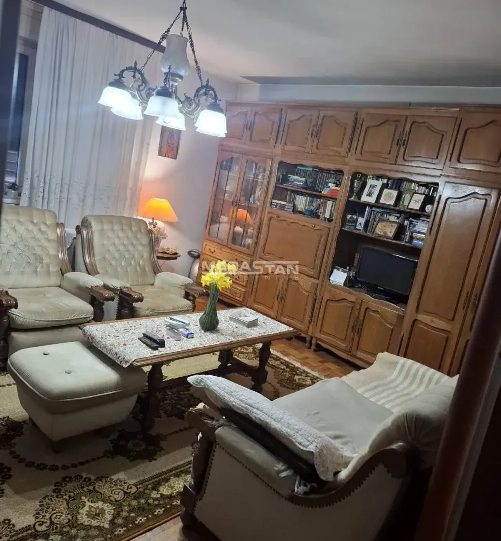 Prodaja, dvosoban stan, 73m², Vračar Sve Podlokacije, Beograd