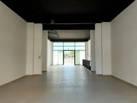 Izdavanje, poslovni prostor, 130m², City Kvart, Podgorica - image 3
