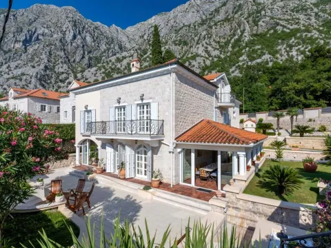Sale, house, 409m², Ljuta, Kotor - image 10