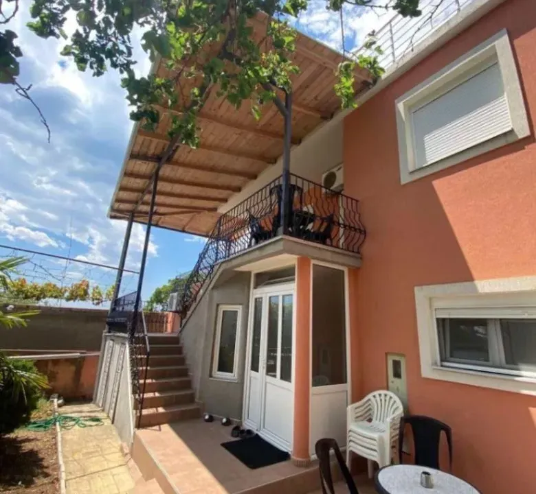 Sale, house, 186m², Sutomore, Bar