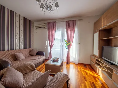 Izdavanje, stan, 30m², City Kvart, Podgorica - image 1